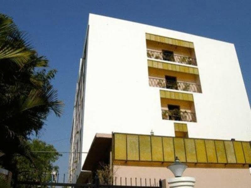 Kamat Lingapur Hotel Хайдарабад Экстерьер фото